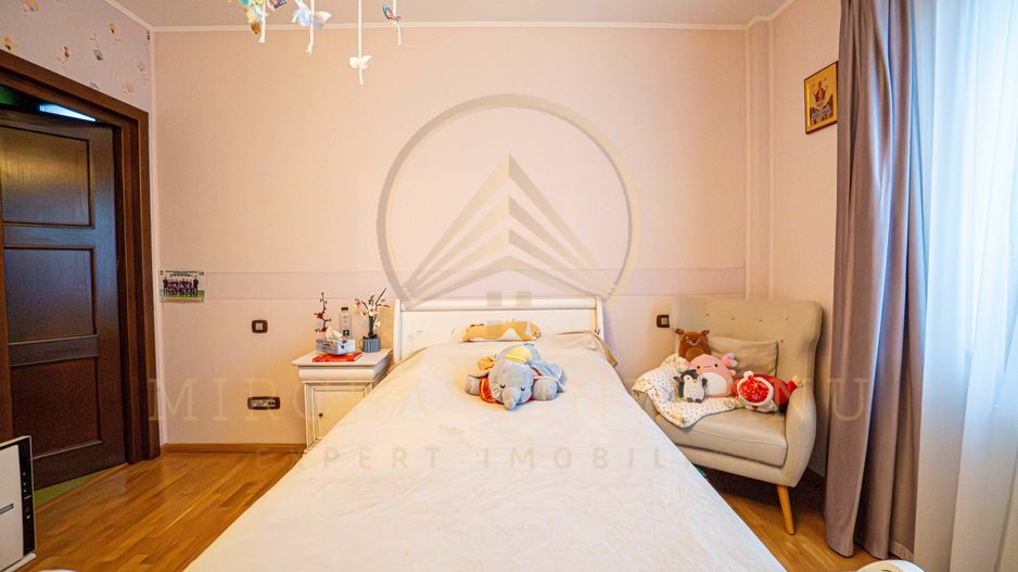 DACIA - Vila D+P+1E+M, teren 780 mp, deschidere 24 ml. - Poză 75