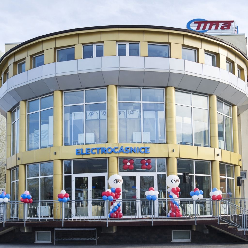 Vânzare, spațiu comercial, 715 mp, bd. Republicii, Cahul - Poză 2