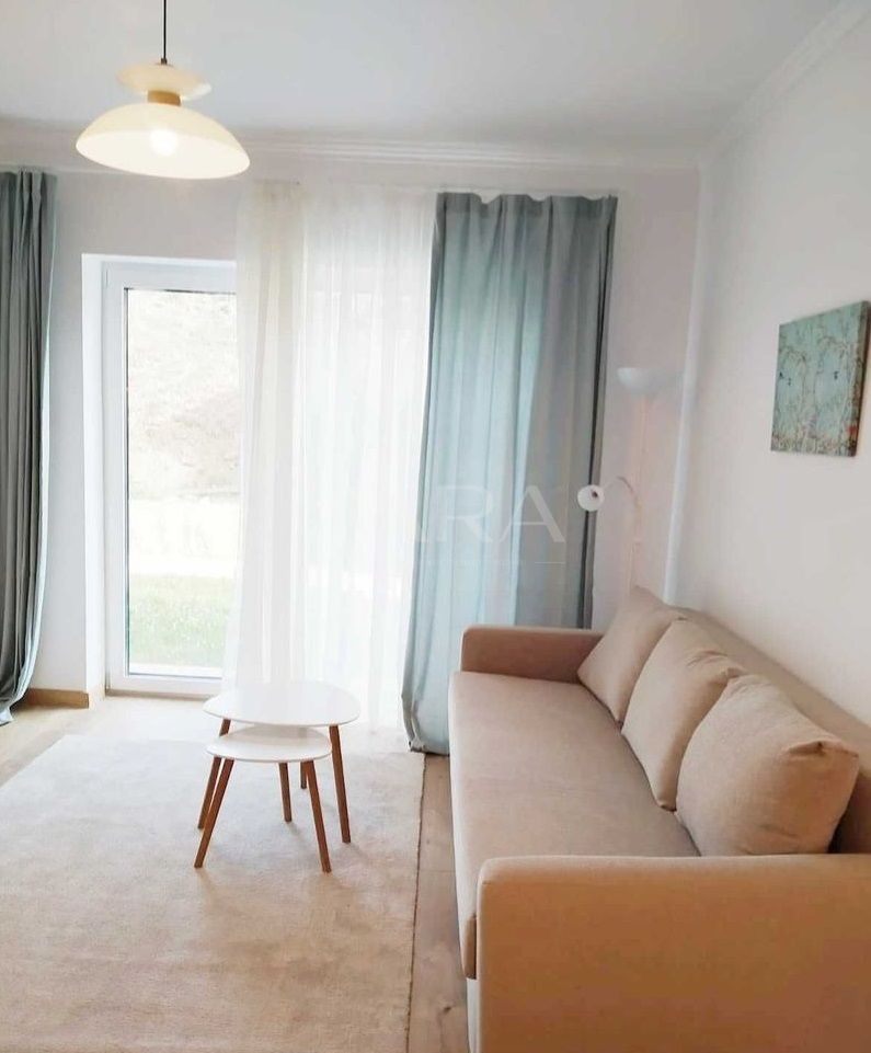 Apartament cu 2 camere zona Vivo - Poză 3