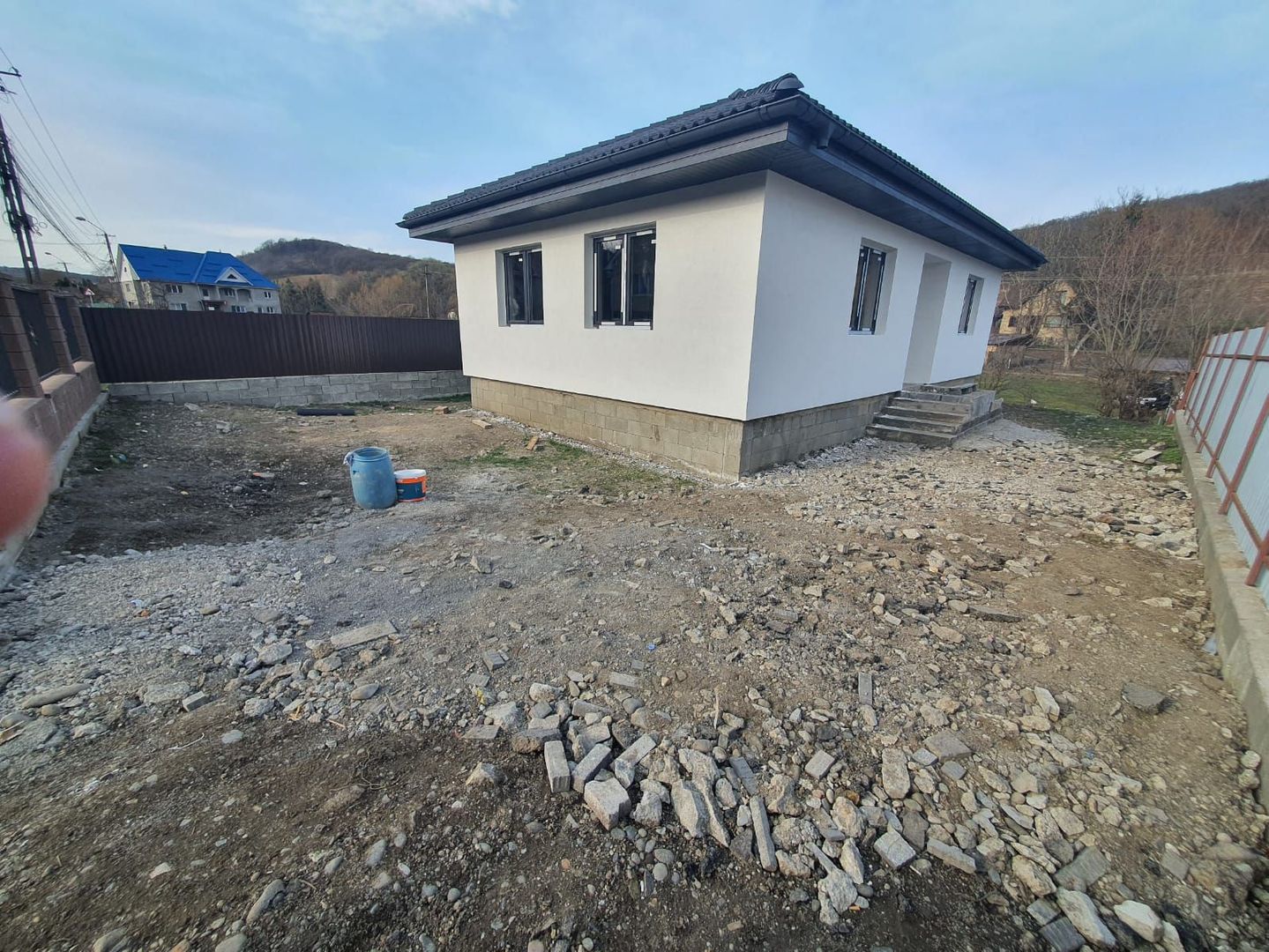 Casa 3 camere, 85mp, 430mp teren, garg,pavaj,0% comision - Poză 2