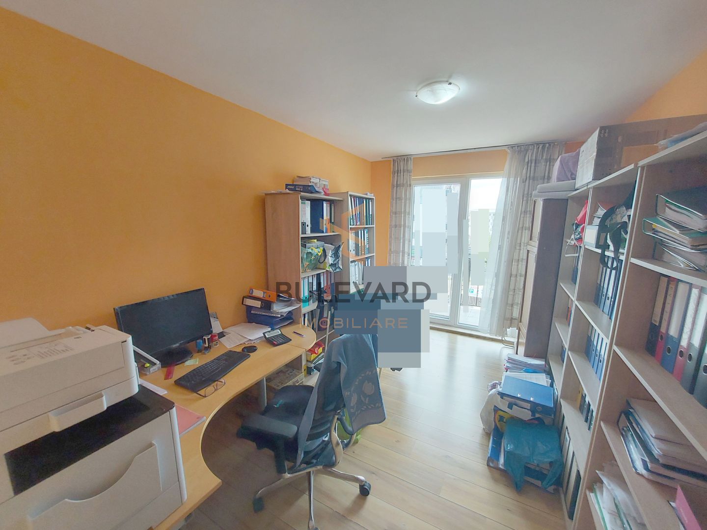 Apartament cu 3 camere 73.5 mp,  zona strazii Florilor! - Poză 8