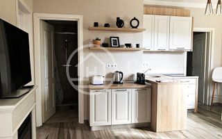 Casa de inchiriat cu 3 camere in zona centrala, Oradea - Poză 2