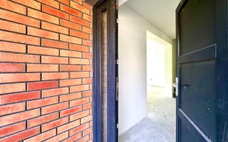 Casa individuala - 172 mp util - terasa rooftop cu jacuzzi , 550 teren - Poză 3