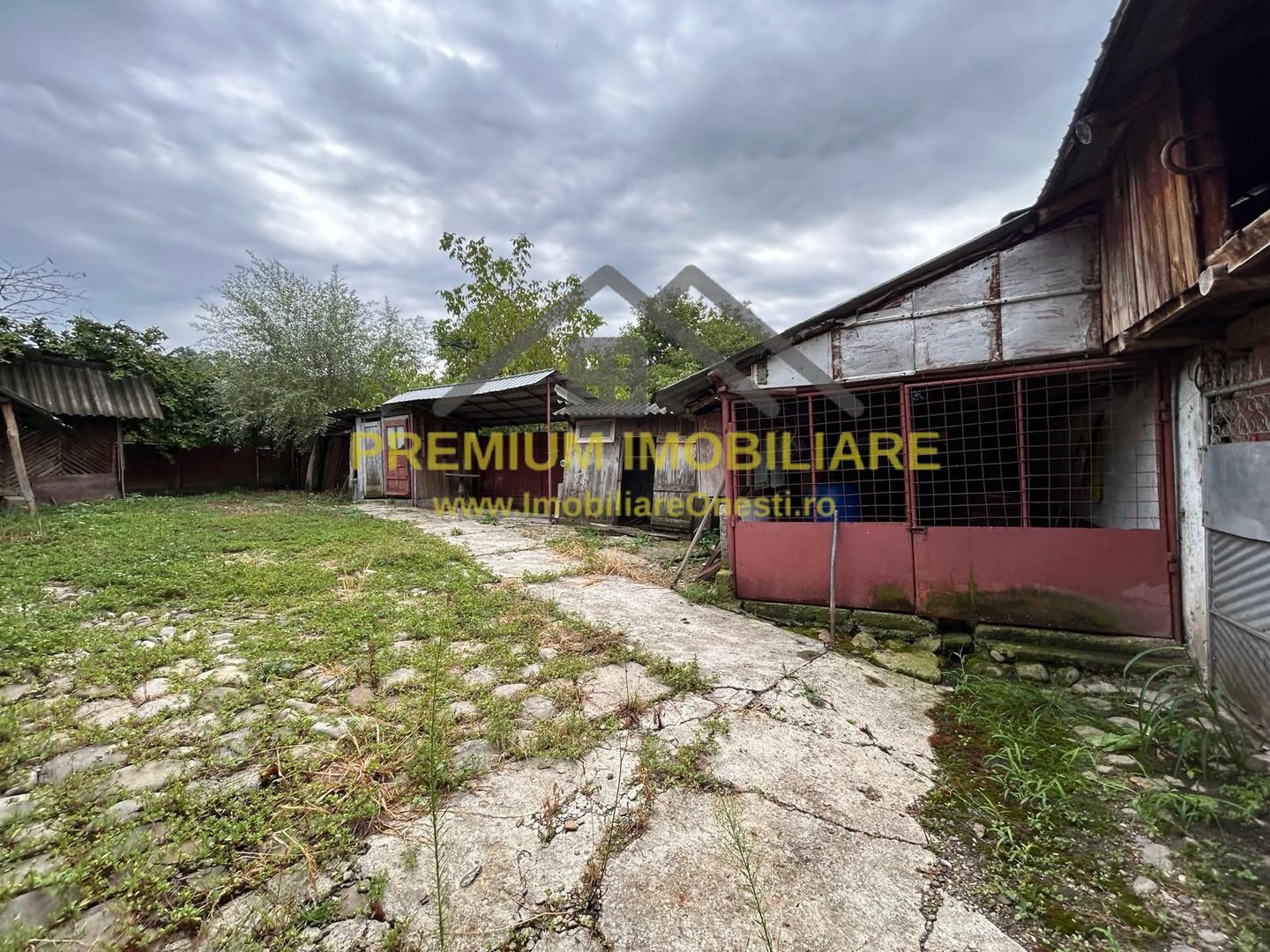 Proprietate de vânzare | 15 km de Onești, DN11 – direcția Bacău - Poză 10