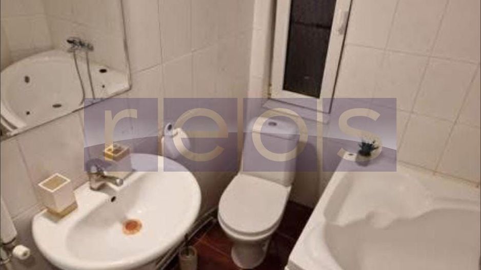VANZARE  2  APARTAMENTE INDEPENDENTE  INTR-O VILA RENOVATA -144 mp - UNIRII - Poză 12