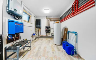 Vila exclusivista cu design elegant si eficienta energetica, Faget - Poză 12