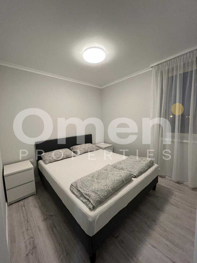 Apartament modern cu 2 camere si curte, in bloc nou, cu parcare, zona Lamaitei - Poză 1