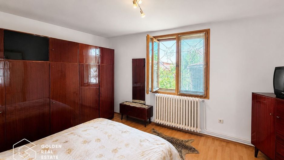 Casa cu teren 688 mp, 2 corpuri de cladire, Parneava - Poză 6