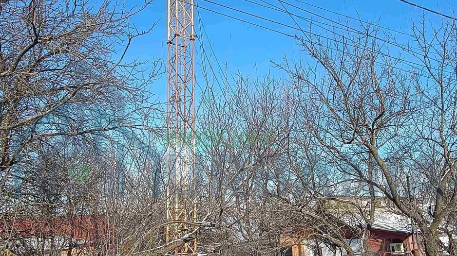 Pilon antena 26m, cabina echipamente si 300m teren, Paun - Barnova - Poză 2