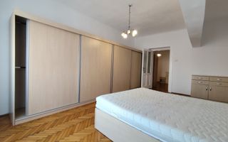 Inchiriere apart. 4 cam. Ultracentral, pe str. Iosif Vulcan, Oradea - Poză 9