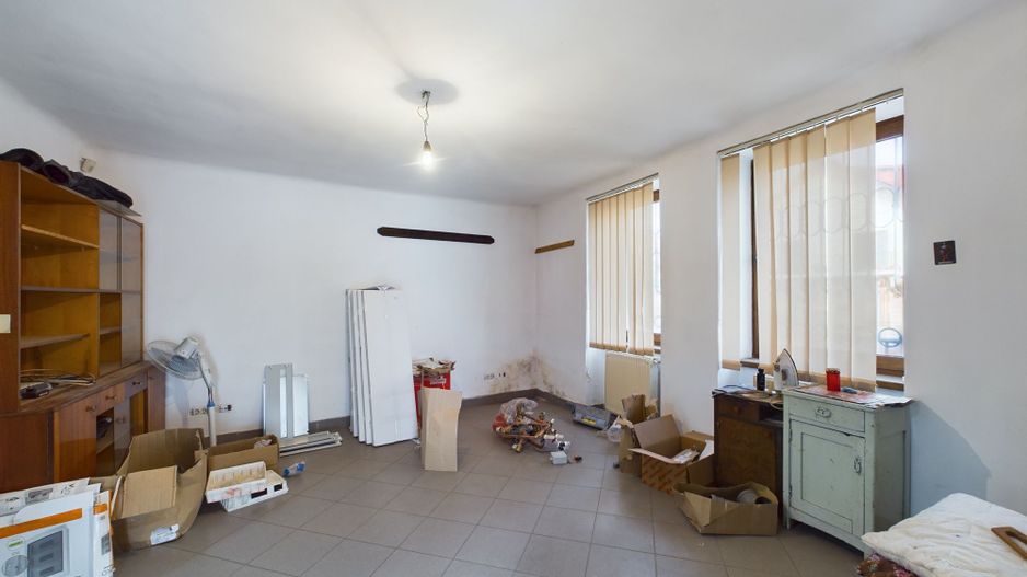 Casă în zona Mehala strada Cloșca, urbanism S+P+7+ER - Poză 4