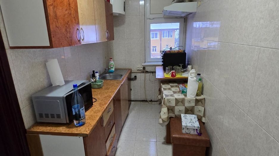 vand apartament 3 camere zona ultracentrala,vedere la Dunare ,etaj 2, - Poză 9
