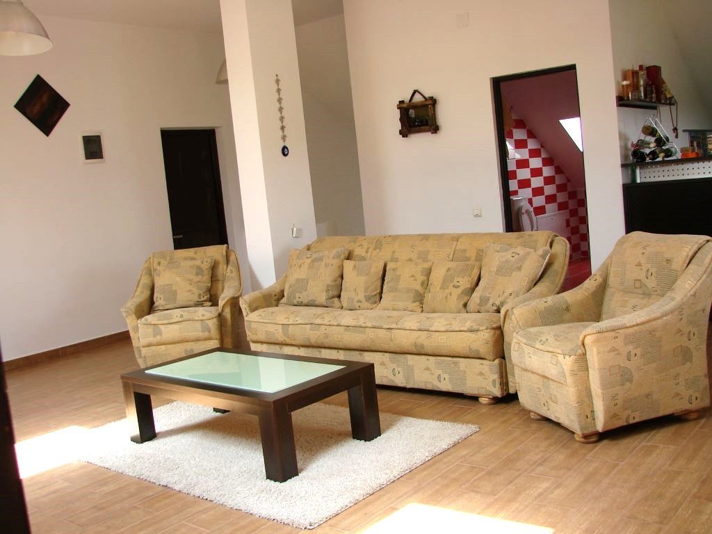 Vanzare vila individuala | 6 camere | Otopeni | Panouri solare - Poză 14