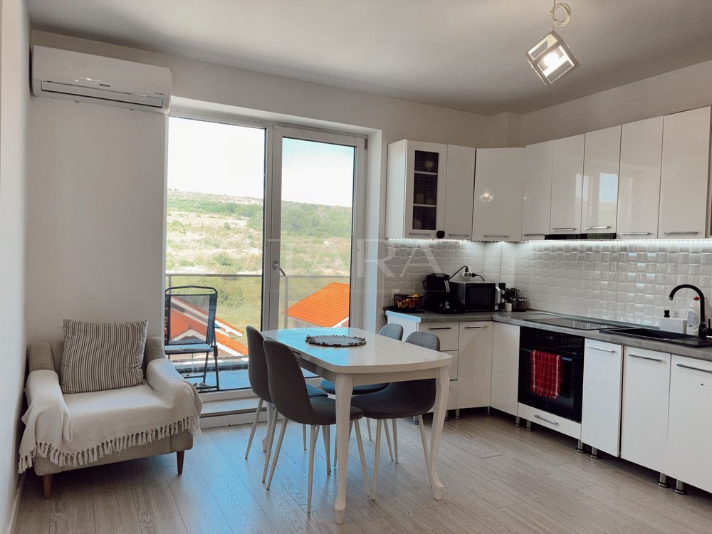 Apartament modern, parcare subterană, încălzire în pardoseala. - Poză 2