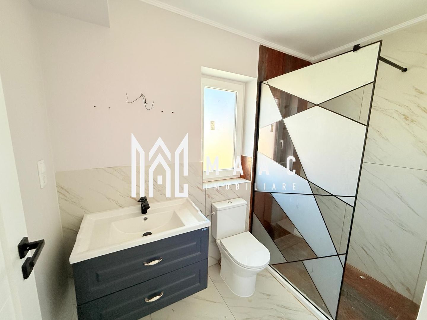 Casa individuala | 4 camere | La cheie | 644 MP | Selimbar - Poză 26