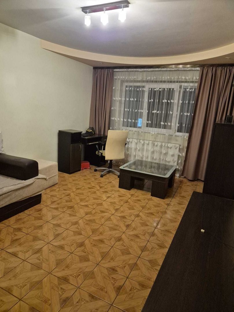 Apartament 3 camere, 2 băi, balcon, bloc reabilitat, Sector 2, 70 mp - Poză 7