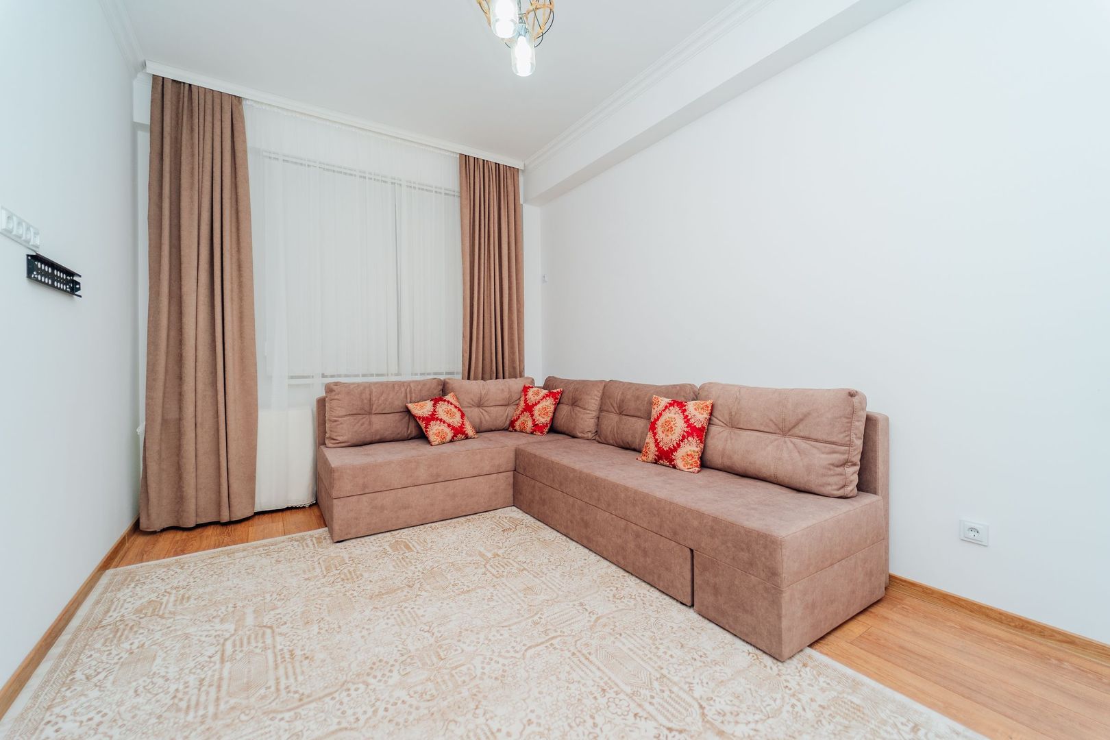 Apartament cu 2 camere, Centru - Poză 12