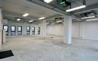 Spatiu comercial de inchiriat- 200 mpu, zona Podul Garii - Poză 2