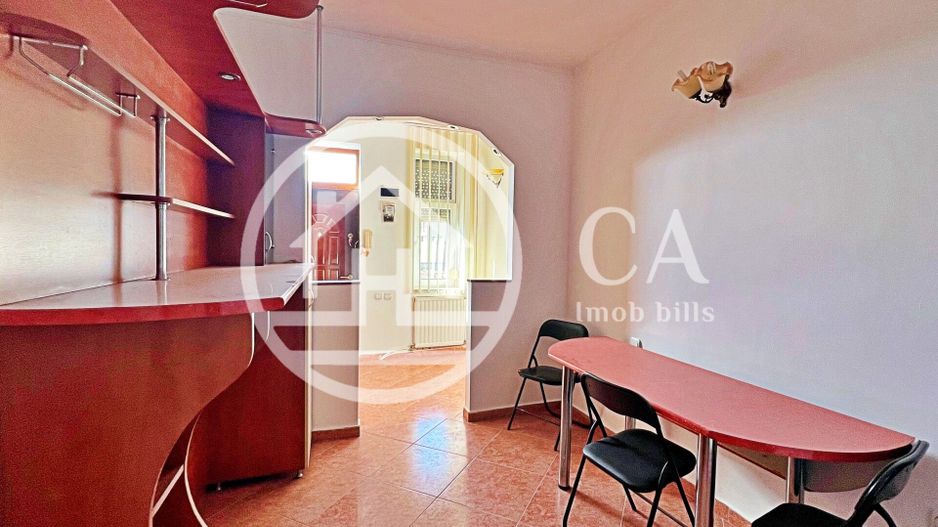 Apartament ultracentral cu 2 camere de închiriat în Oradea - Poză 8