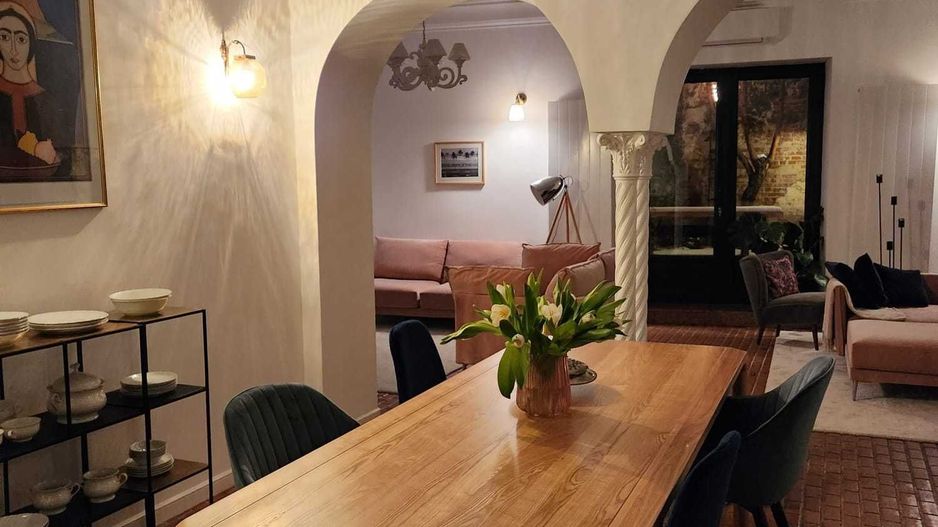 Vila de inchiriat 4 camere, București - Poză 1