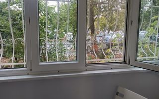 Garsonieră mobilată complet, boiler, etaj 4, metrou Titan, pet friendly - Poză 3