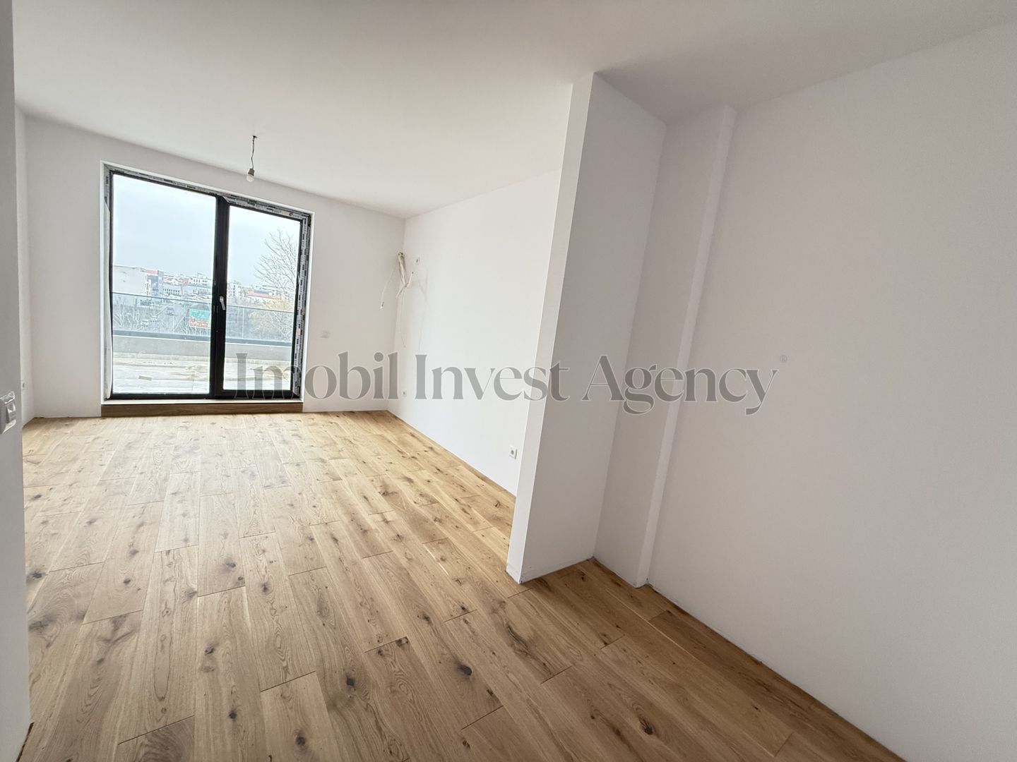 Apartament 4 camere de vanzare Pipera in bloc cu vedere la lac - Poză 22