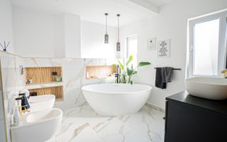 Lumina – Casa P+1E de vânzare, mobilată/echipata, cu piscină si garaj. - Poză 10