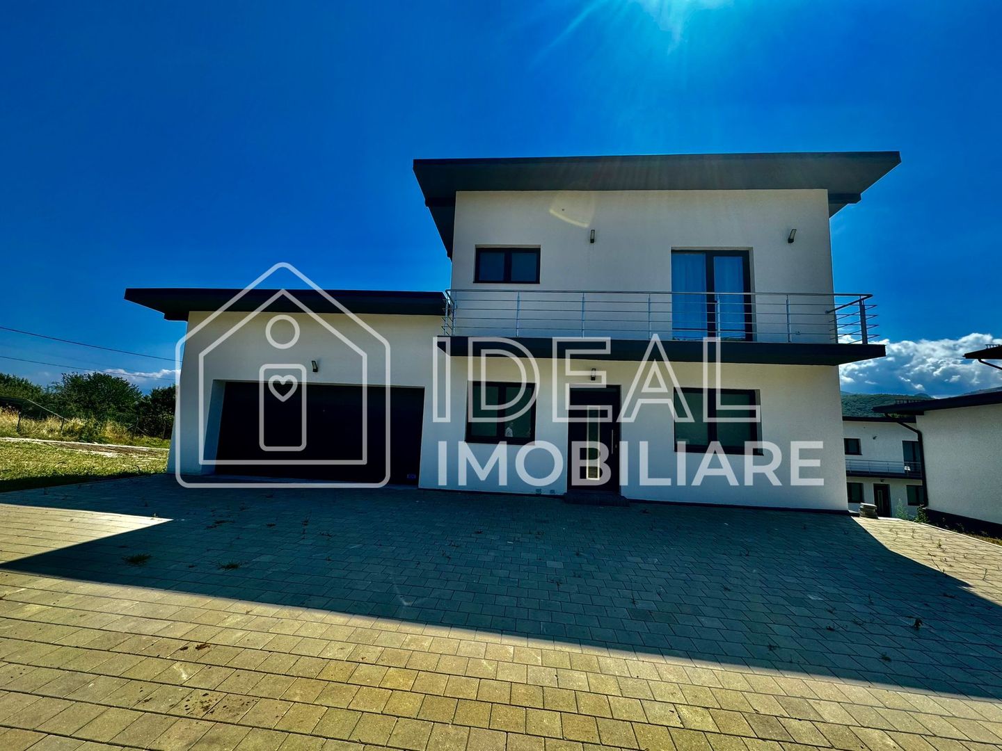Casă premium D+P+E | Mobilată complet | Teren 634 mp | Cisnadioara - Poză 2