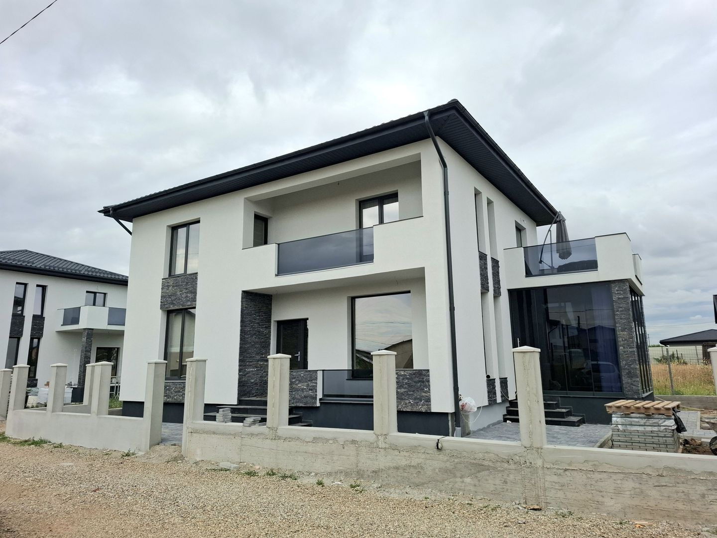 Vila P+1E, cu 4 camere, Paulesti - Poză 1