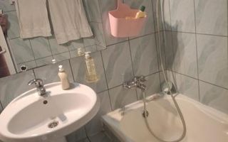 APARTAMENT SPATIOS LOC PARCARE ZONA BERCENI - Poză 6