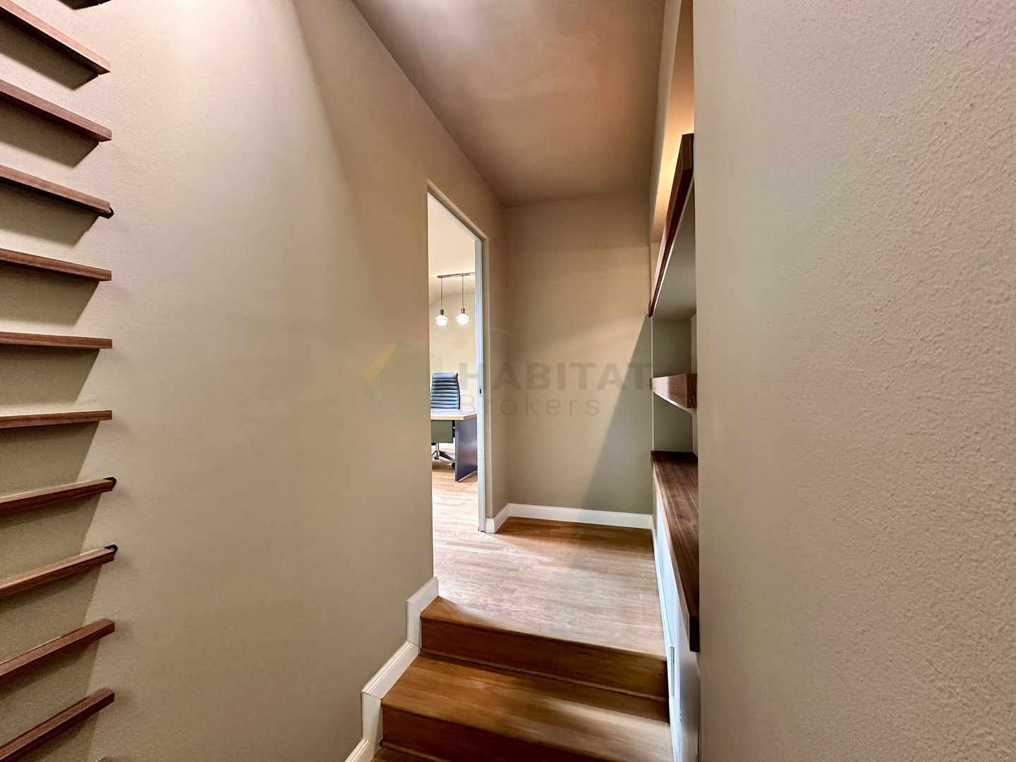 Spațiu office premium, discret - Poză 15