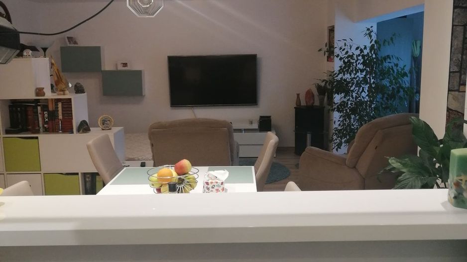 2 Camere Mall Vitan - Poză 5