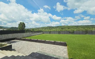 Casa cu piscina, terase panoramice, garaj - Poză 24