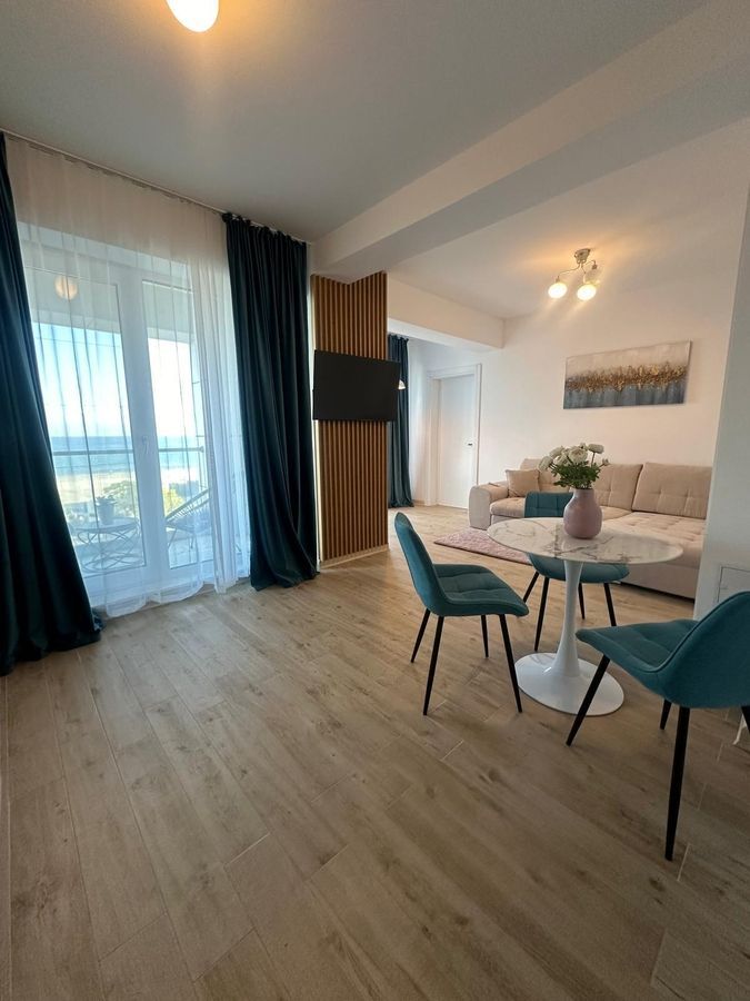 Apartament 2 camere de vanzare Mamaia Nord - Piscina infinity - Poză 3