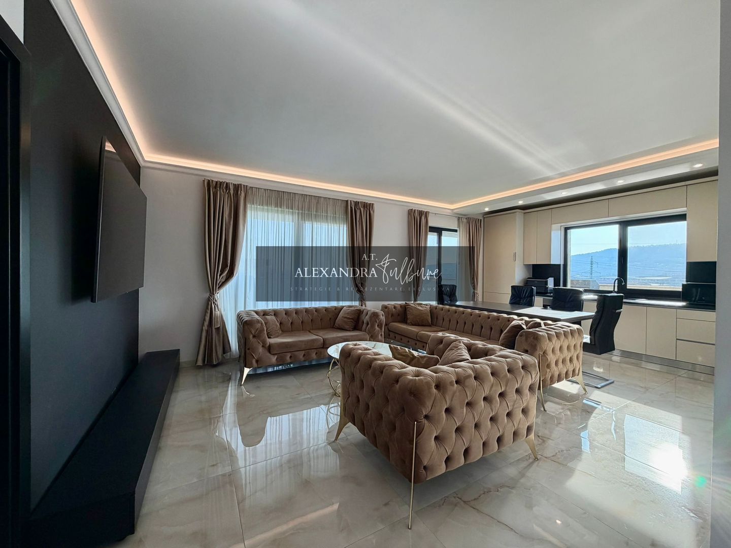 Penthouse de vanzare | 3 camere | 2 bai | 76mp | terasa 76mp | garaj - Poză 1