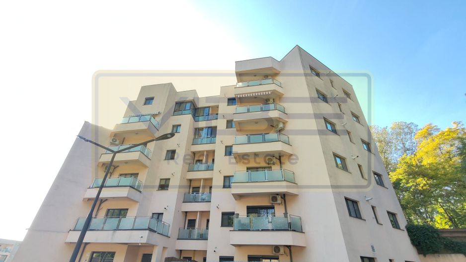 Copou - Parcul Copou /Universitate-2 camere și curte! - Poză 1