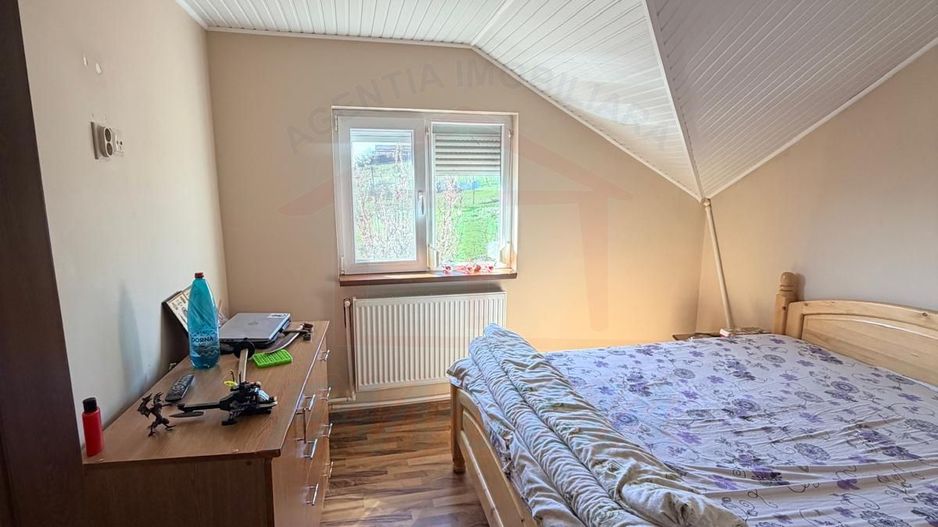 Vanzare casa P+M, Smardan( Galati ), la 2 minute de str.principala - Poză 19