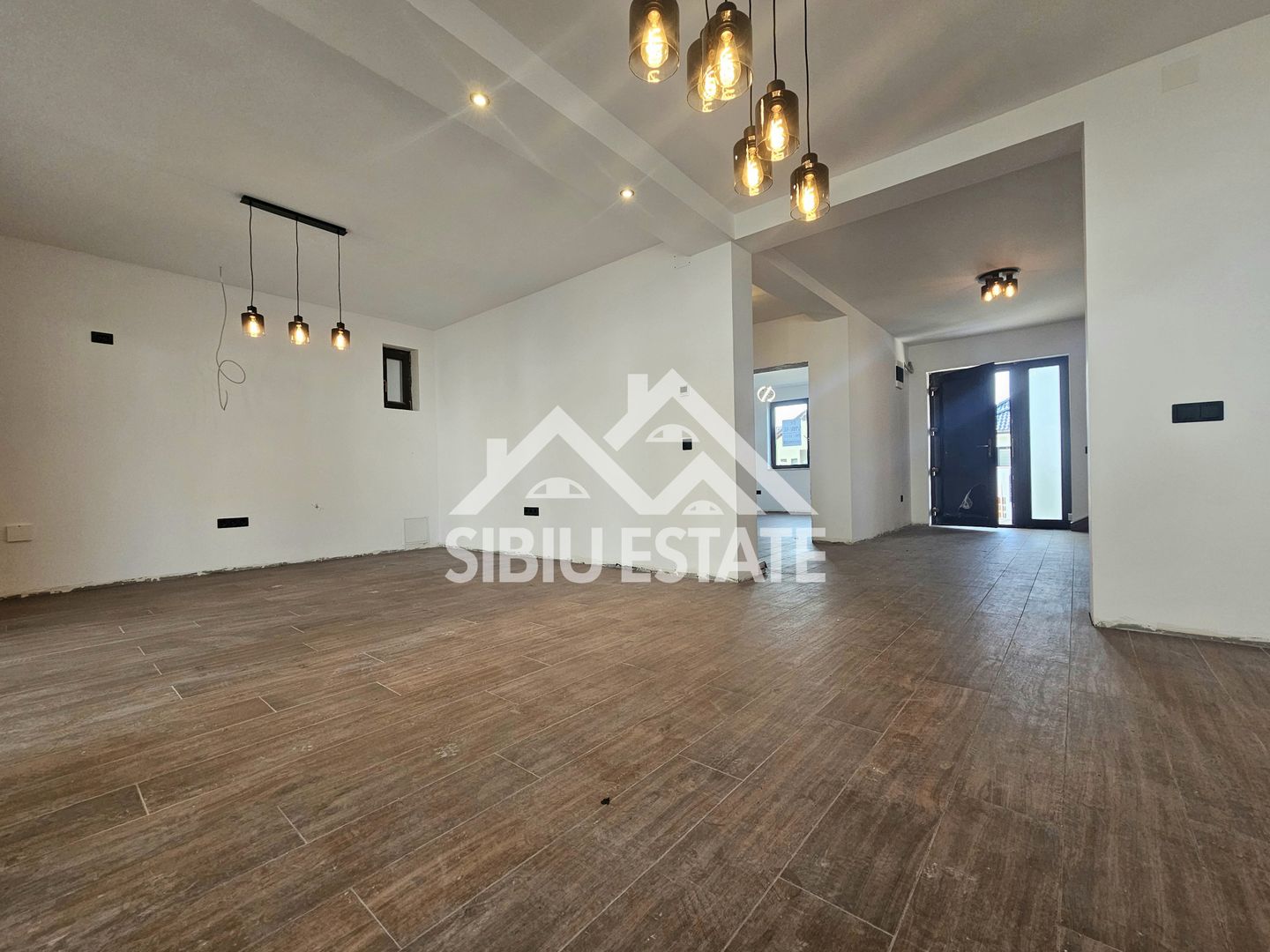 Casa noua 4 dormitoare Sibiu Sura Mica - Poză 10