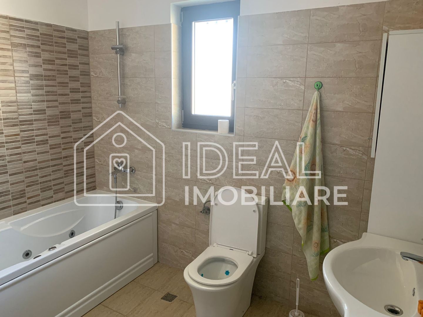 Duplex La CHEIE cu 4 camere, in Cisnadie - Poză 12