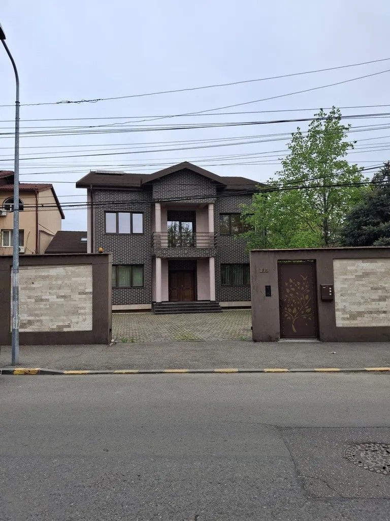 URGENT!, VILA EXCLUSIVISTA, FINISAJE DE EXCEPTIE, NEGOCIABIL - Poză 1