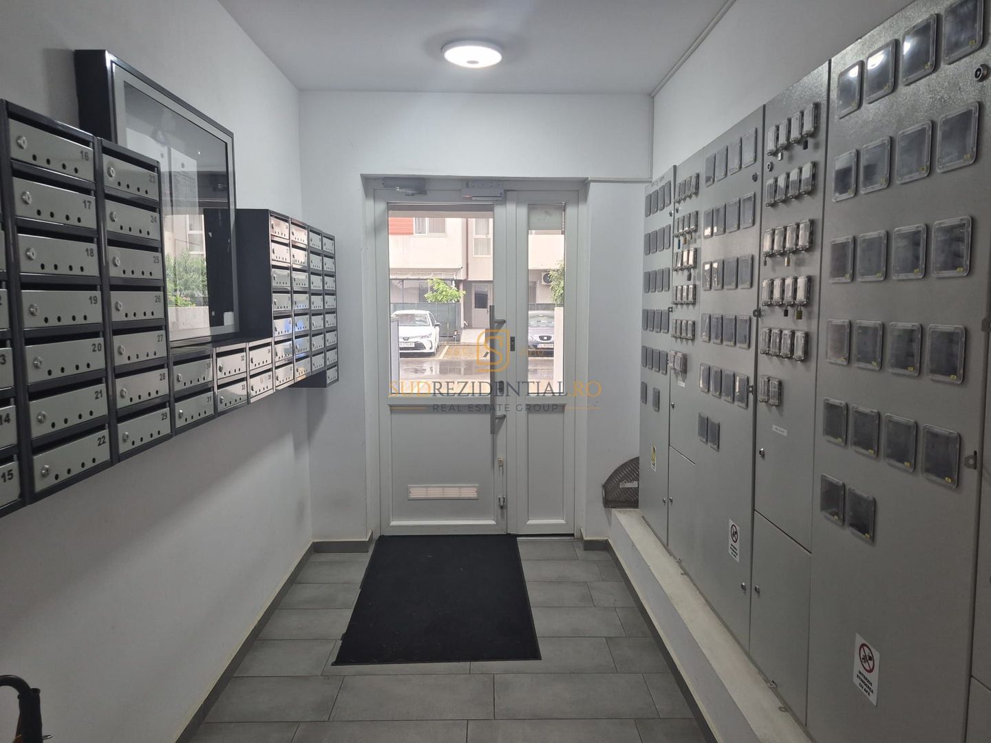 Apartament 2camere, mobilat și utilat, parcare inclusă -Metrou Berceni - Poză 28