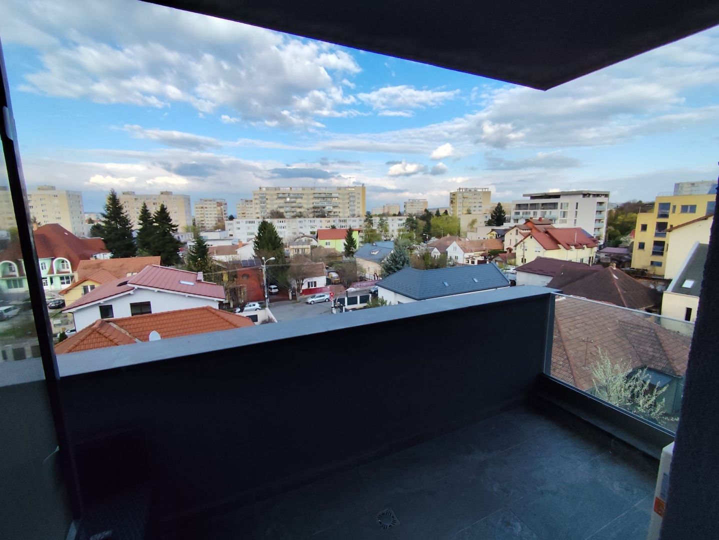 Apartament NOU 2 camere cu Parcare zona Andrei Muresanu - Poză 12