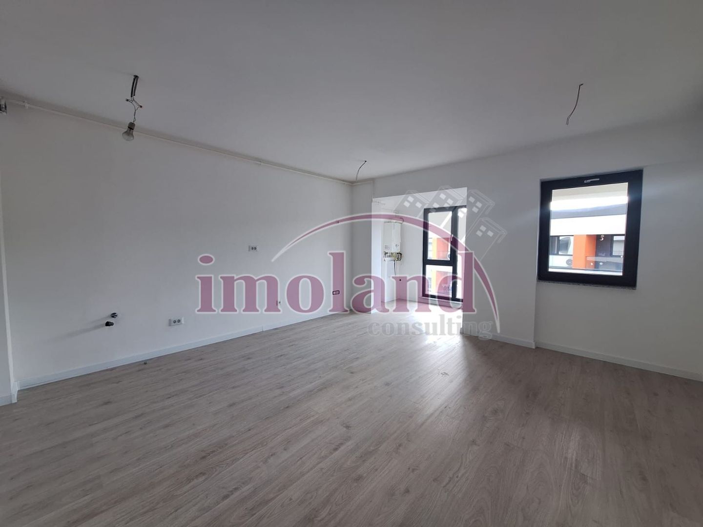 Oportunitate investitie apartament 2 cam + loc parcare inclus | Pipera, rond OMV - Poză 8