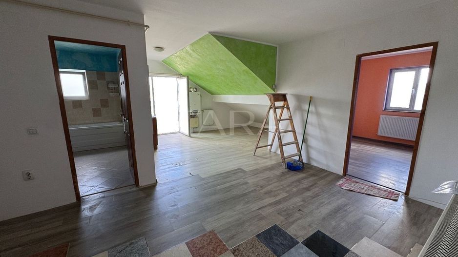 Apartament cochet cu dormitor separat și parcare – Zona Florilor. - Poză 1