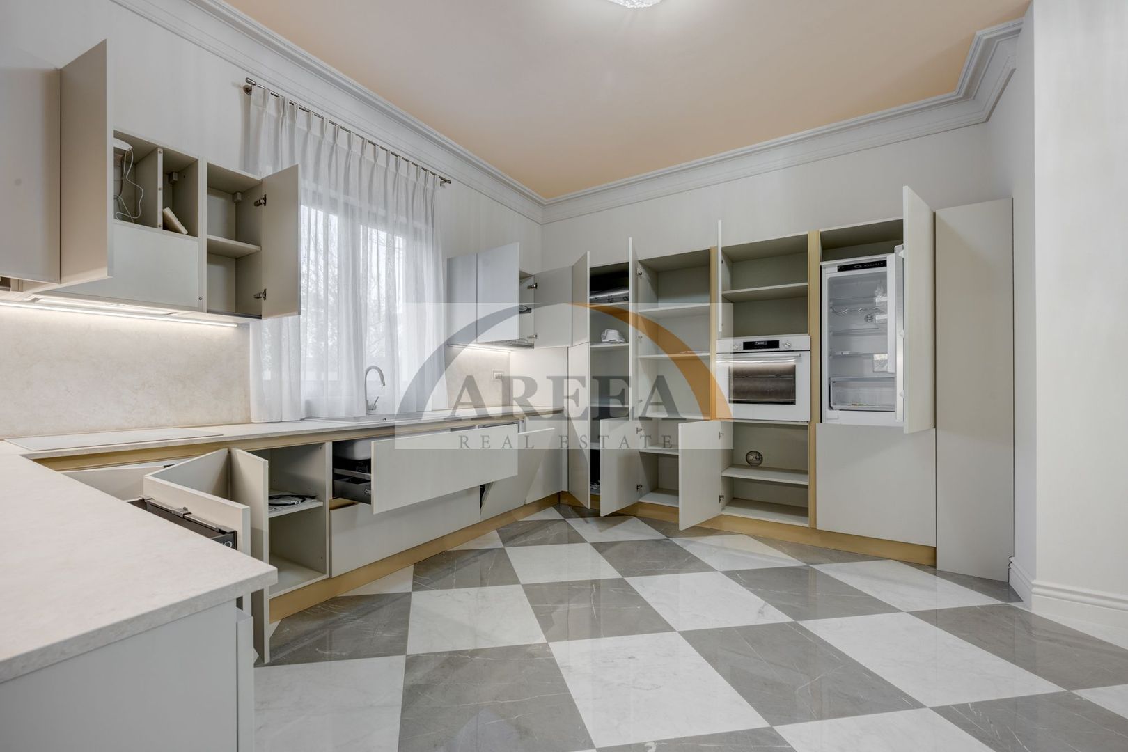 Oportunitate Unică Bijuterie Arhitecturală la 2 Minute de Jolie Ville - Poză 34