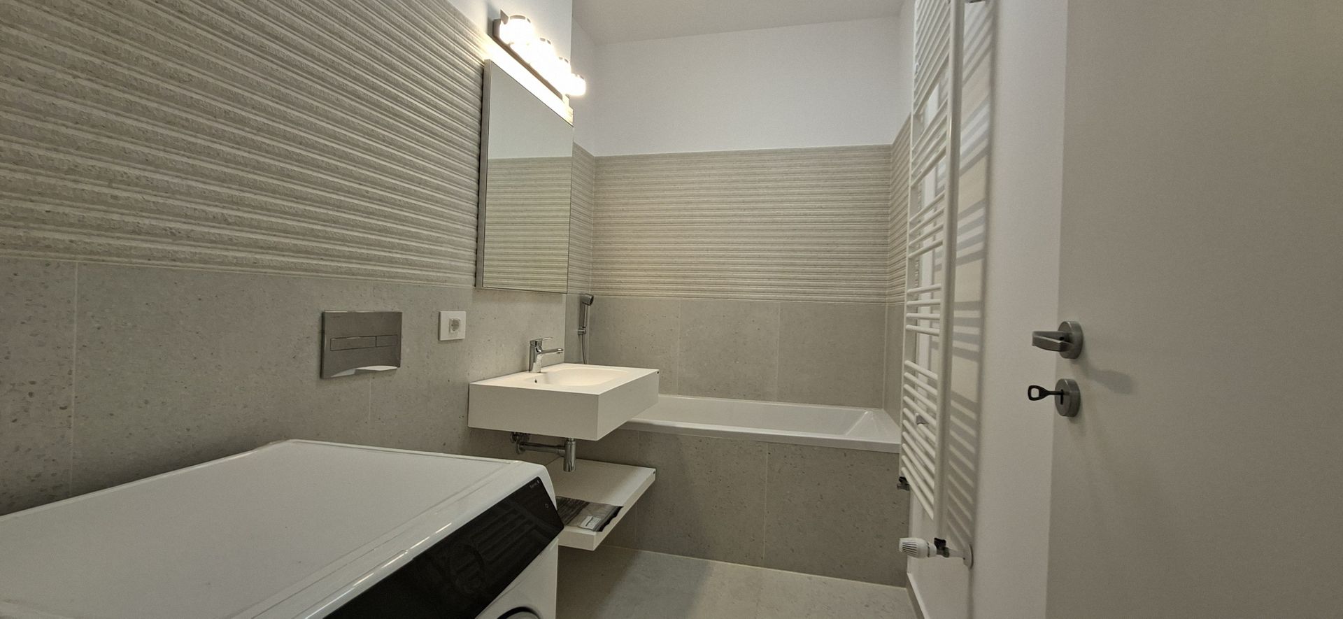 Apartament la Paltim + loc de parcare subteran - Poză 15