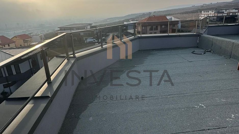 Duplex ultrafinisat panorama de vis cartier Voronet - Poză 32