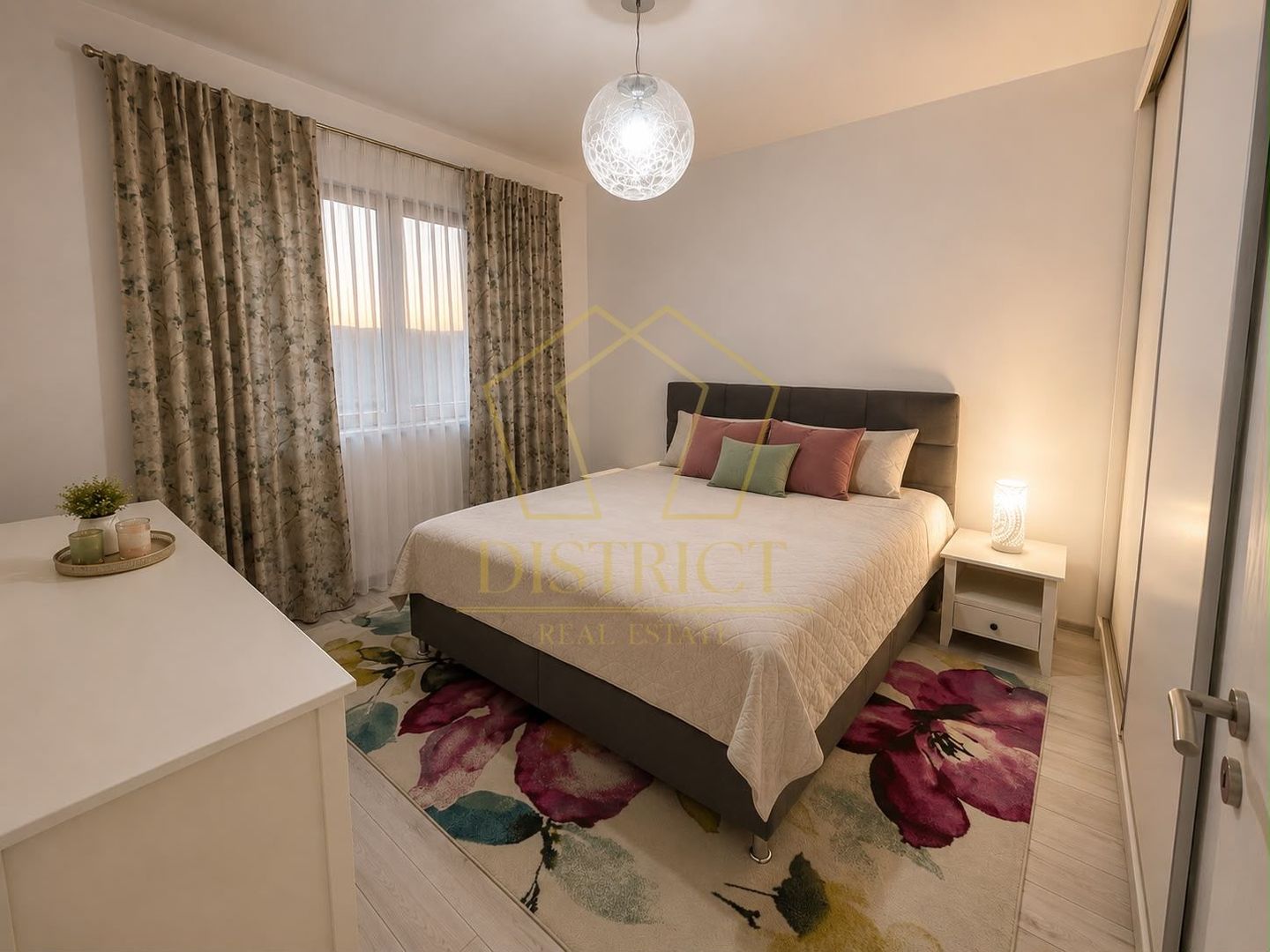 Apartament cu 2 camere si bucatarie inchisa, terasa de 17mp la etajul 2 in Giroc - Poză 1