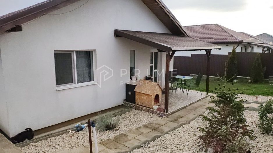 Casă superbă, pe un singur nivel – complet mobilată și utilată – Nazna - Poză 2