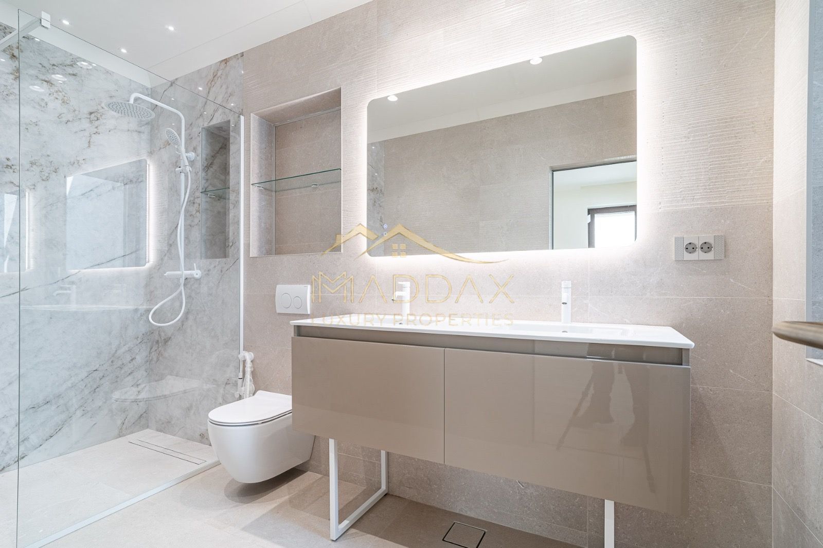 Vila Unica Noua cu 8 camere *300mp* /fotovoltaice si pompa cladura// Dorobanti - Poză 17